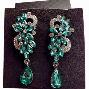 Women's Crystal Flower Jewelry Dangle Earrings